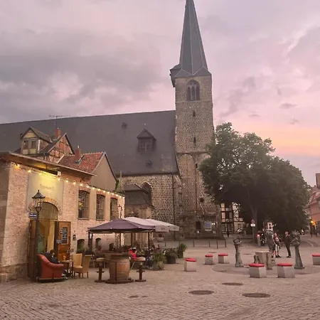 Апартаменты Kiefer An Der Blasiikirche - Altstadt Кведлинбург